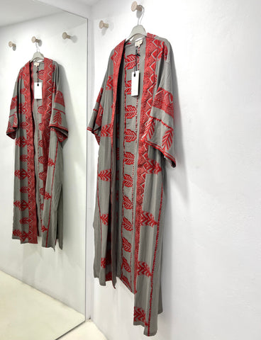 “Annetta” Embroidered Kimono - Grey/Red