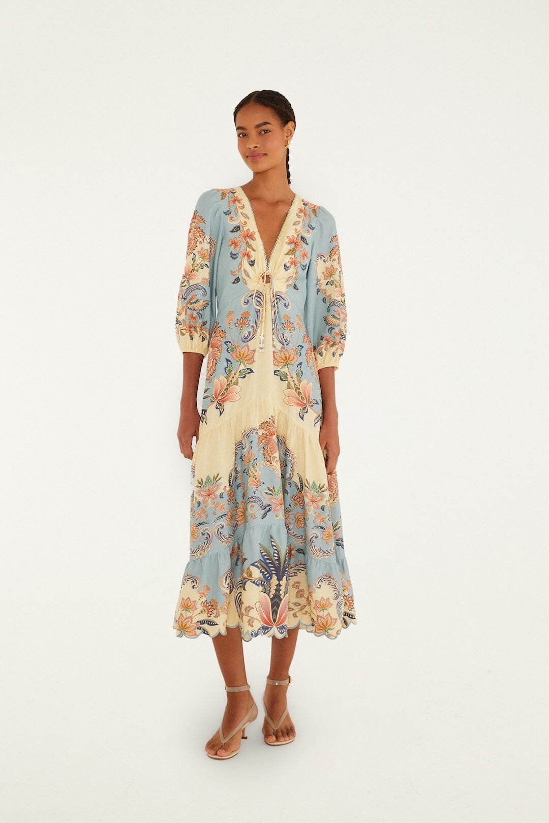 farm rio soleil embroidered maxi dress Abito arricciato stampa bandana XE BLU eleganza – XE BLU ABBIGLIAMENTO