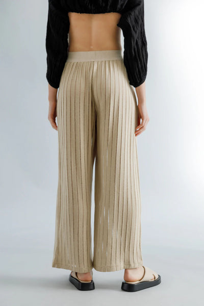 KNITTED LIGHT GREY PANTS