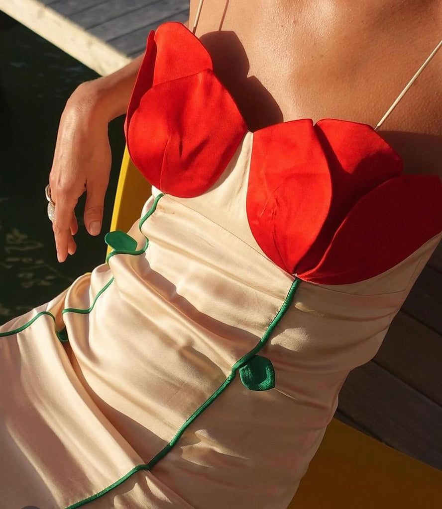 BEIGE ROSE SHAPED BODICE SLEEVELESS MAXI DRESS PORTES OF GREECE BEIGE ROSE SHAPED BODICE SLEEVELESS MAXI DRESS PORTES OF GREECE