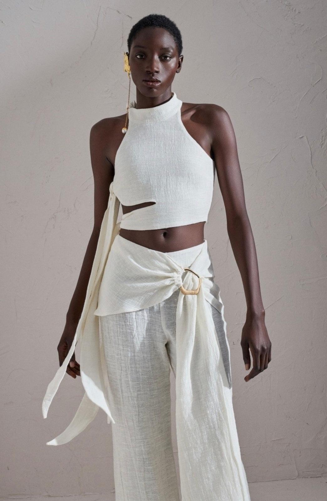 GAUZE CROP TIED-UP TOP