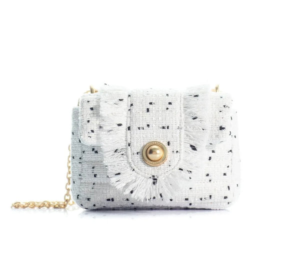 The Petite Puff - B&W