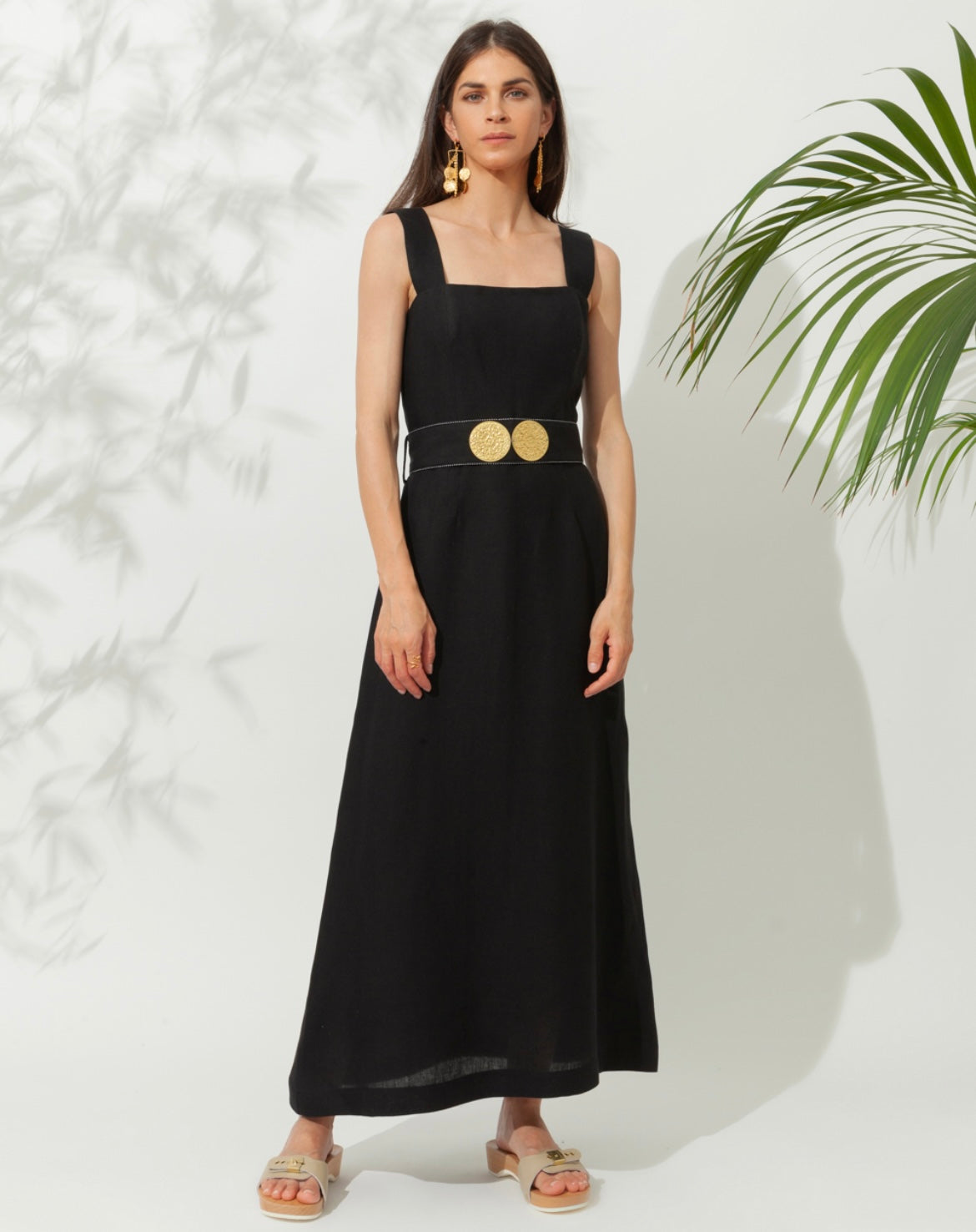 NONIKA LINEN DRESS WITH GOLDEN BUCKLES BLACK