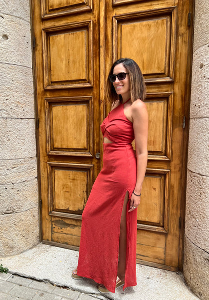 MAXI DRESS IN CORAL