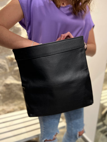 Anadiplosi  Bag - Black Leather