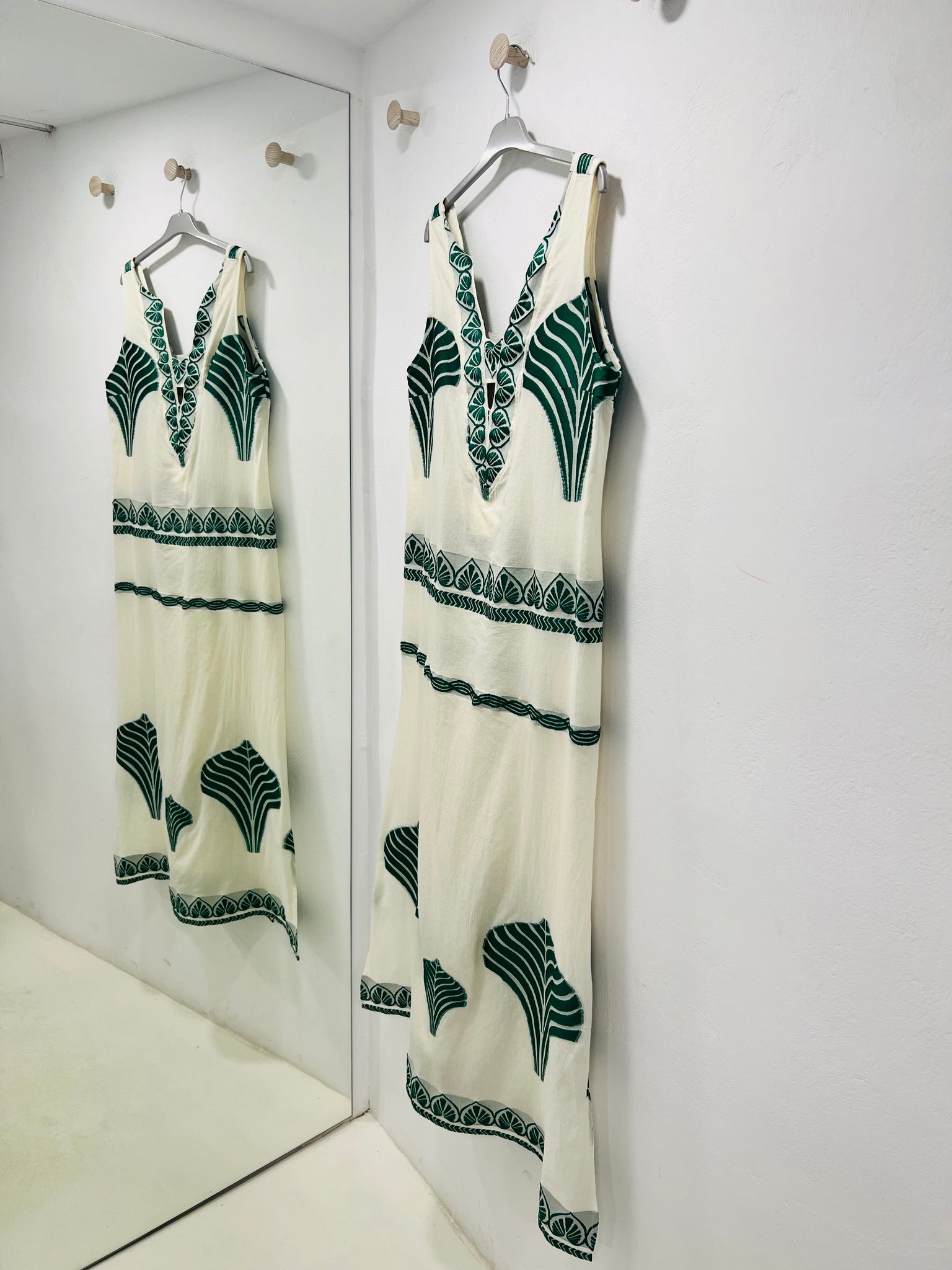 “Euthalia” Embroidered Dress - Green