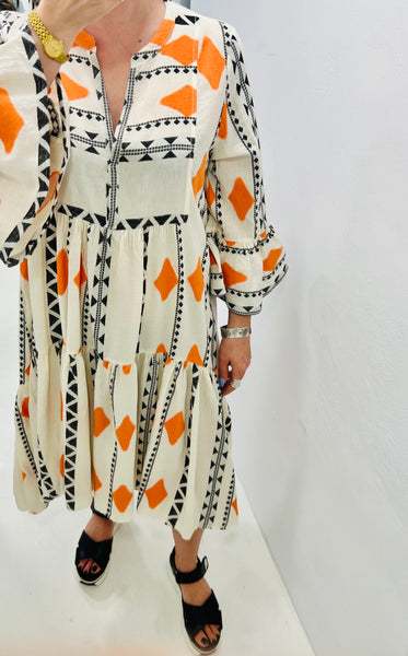 “ANNY” Embroidered Dress