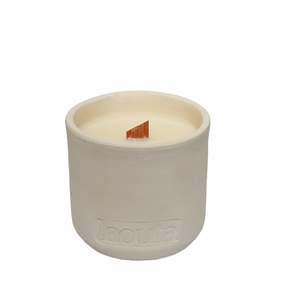 "Bittersweet almond" soy candle