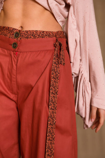 Ramira rust-red shorts